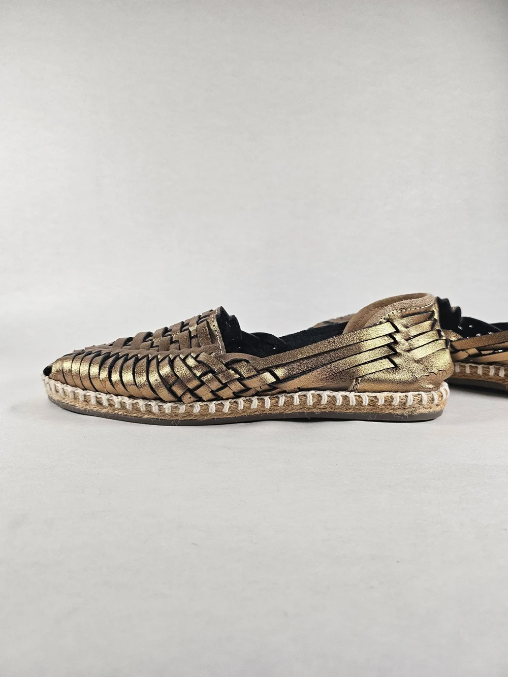 Ethnic Heritage metallic woven